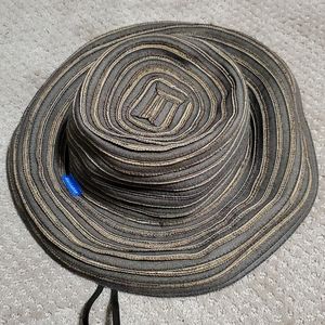 Women's Wallaroo hat